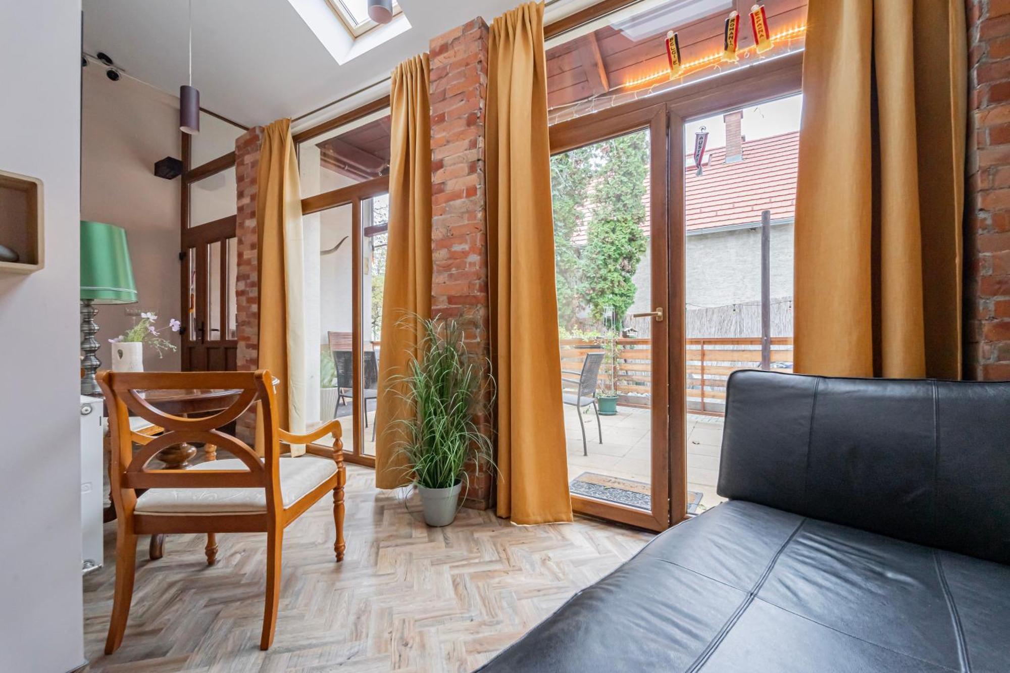 Villa B48 Bigflat - Kenyelem 130 M2 En Törökbálint Esterno foto